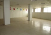 Local comercial
en lloguer
amb 565m² a Santiago de Compostel·la foto