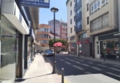 93m² commercial premises for sale in Sada, Avenida Barrié de la Maza, 8 photo