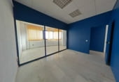 
Oficina
en venta
con 225m² en Mairena del Aljarafe foto
