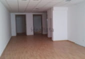 100m² commercial premises for rent in Peracense photo