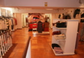 Local comercial
en lloguer
amb 140m² a Ferrol foto