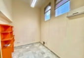 69m² commercial premises for sale in Morón de la Frontera photo