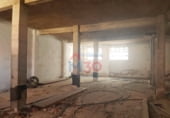 160m² commercial premises for sale in Miranda de Ebro photo