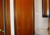 125m² offices for sale in Miranda de Ebro photo