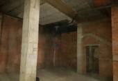 160m² commercial premises for sale in Miranda de Ebro photo