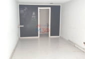 37m² commercial premises for sale in Miranda de Ebro photo