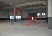 750m² entrepôt industriel pour vente à Briones photo