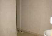 150m² commercial premises for sale in Miranda de Ebro photo