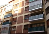 150m² commercial premises for sale in Miranda de Ebro photo