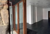 Local comercial en alquiler con 53m² en Ferrol foto
