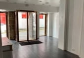 Local comercial en alquiler con 53m² en Ferrol foto