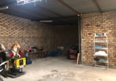 Nave Industrial en venta con 220m² en Lora del Río foto