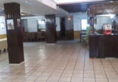 Local comercial en venta con 270m² en Lora del Río, Avenida De La Cruz, 2 foto