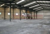 Nave en venta con 2950m² en Lardero foto