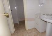 107m² commercial premises for sale in Logroño photo