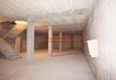 Local comercial en alquiler con 488m² en Fuenmayor foto