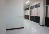 300m² office for sale in Logroño photo
