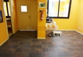 72m² offices for sale in Lardero photo