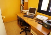 72m² offices for sale in Lardero photo