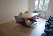 143m² office for sale in Logroño photo