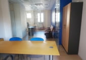 143m² office for sale in Logroño photo