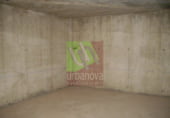 100m² commercial premises for sale in Logroño photo