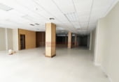 220m² locaux commerciaux pour location à Logroño photo