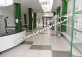 Local comercial en venta con 350m² en Logroño foto