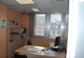 Oficina en venta con 89m² en Vitoria, en la zona de Ensanche foto