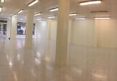 Local comercial en venta con 170m² en Vitoria, en la zona de El Pilar foto
