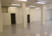 Local comercial en venta con 170m² en Vitoria, en la zona de El Pilar foto
