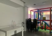 Local comercial en venta con 221m² en Vitoria, en la zona de Salburua foto