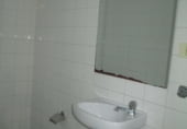 Local comercial en alquiler con 118m² en Lugo foto