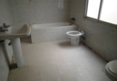 Local comercial en venta con 210m² en Calzada de Calatrava foto