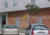 Local comercial en alquiler con 70m² en Pontevedra foto