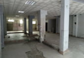 Local comercial en alquiler con 200m² en Pontevedra foto