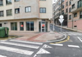 154m² commercial premises for sale in Pontevedra photo