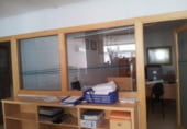 Local comercial en alquiler con 80m² en Pontevedra foto