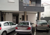 Local comercial en alquiler con 85m² en Pontevedra foto
