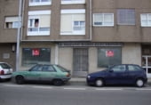 330m² commercial premises for rent in Marín photo