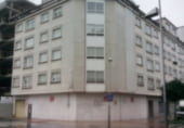 Local comercial en alquiler con 100m² en Pontevedra foto