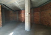 Local comercial en alquiler con 100m² en Pontevedra foto