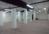 Local comercial
en lloguer
amb 400m² a Pontevedra foto