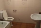 136m² commercial premises for sale in Pontevedra photo