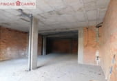 500m² commercial premises for sale in Pontevedra photo
