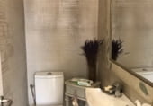 60m² salon de coiffure pour vente à Pontevedra, dans le quartier de A Virxe do Camiño photo