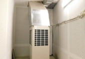 180m² commercial premises for rent in Poio photo