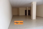 Local comercial en venta con 104m² en Valdepeñas foto