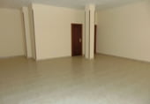 Local comercial en venta con 104m² en Valdepeñas foto