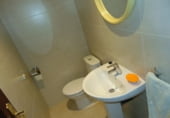 Local comercial en venta con 104m² en Valdepeñas foto